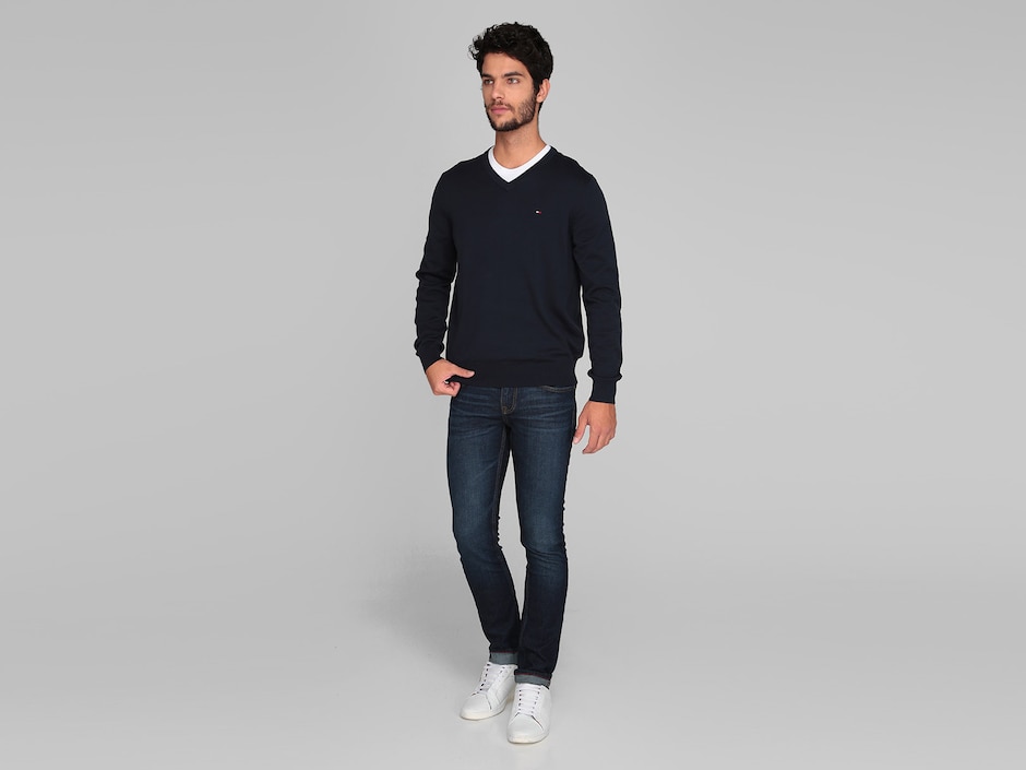 Suéter Hilfiger cuello V para hombre 3
