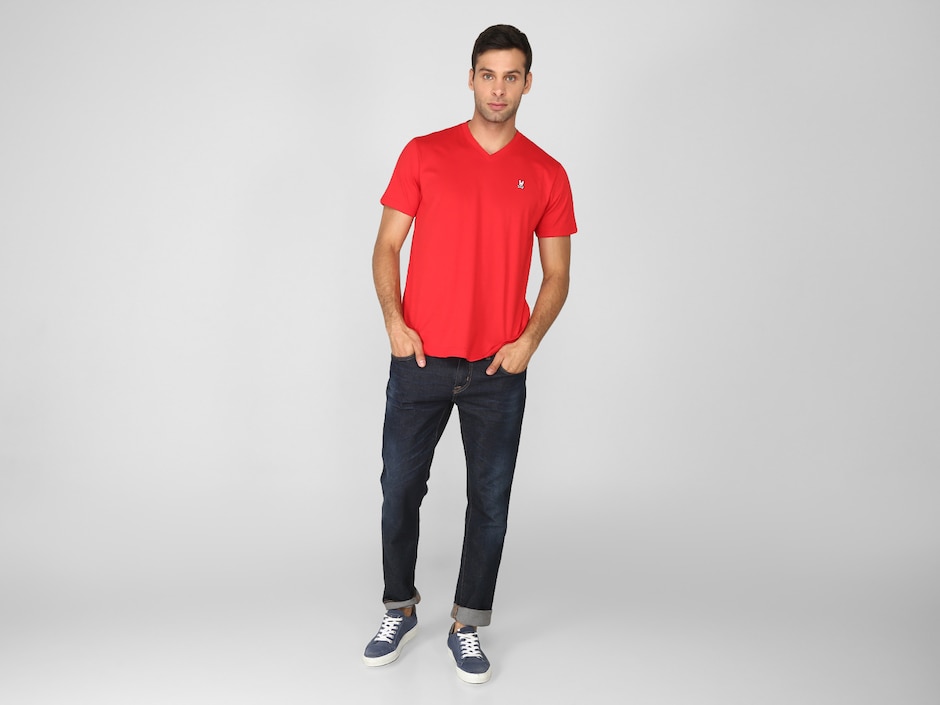 Playera cuello V para hombre 4