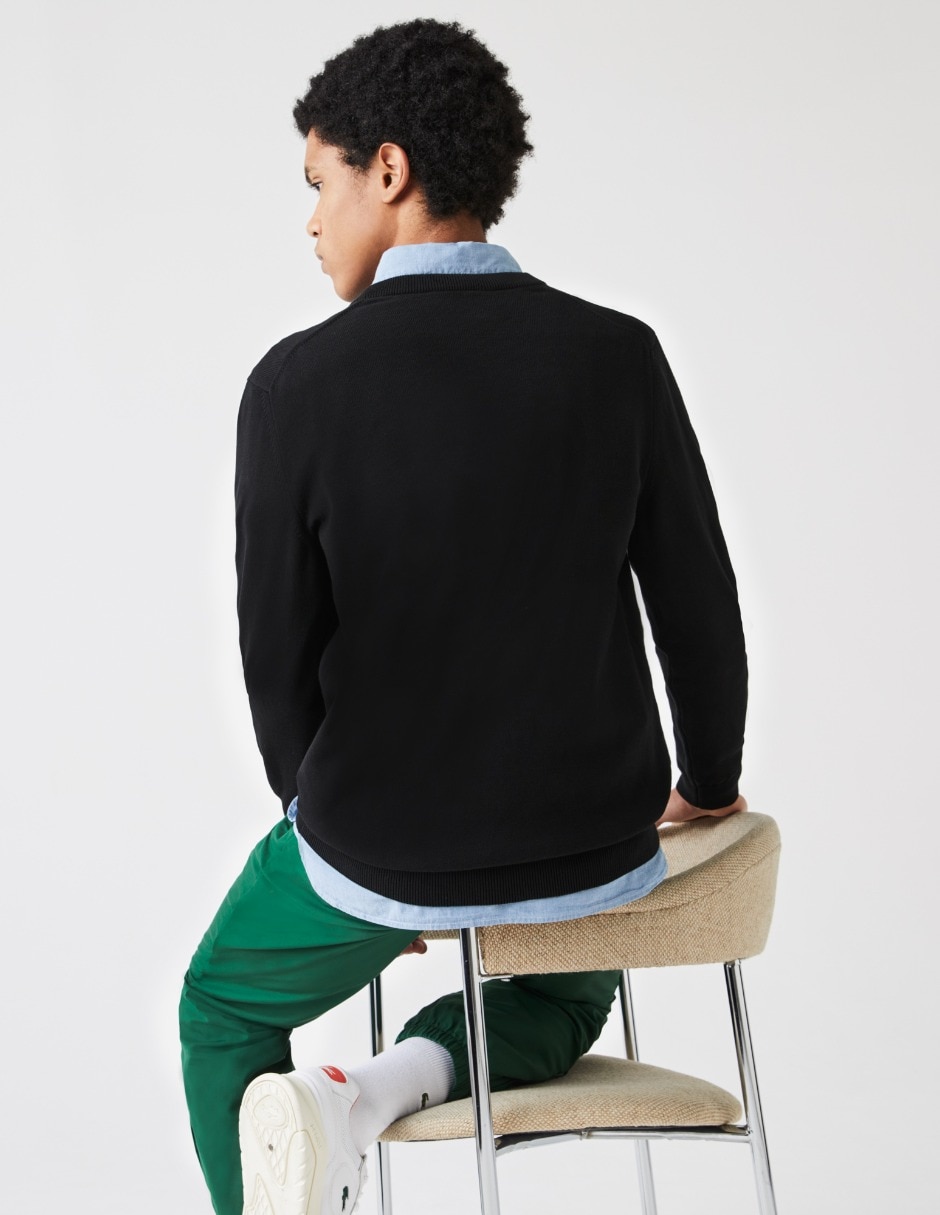 Suéter cuello V para hombre 3