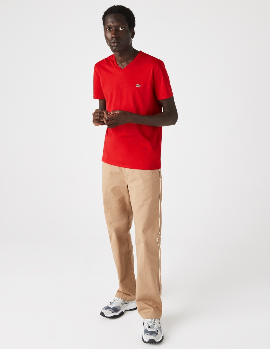 Playera Lacoste cuello V para hombre