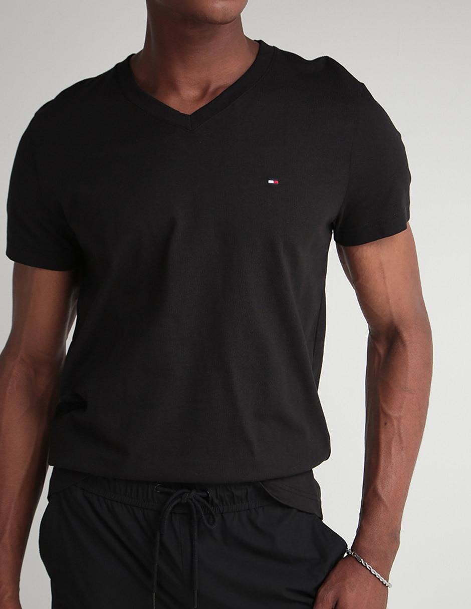 Playera Hilfiger cuello v para hombre 4