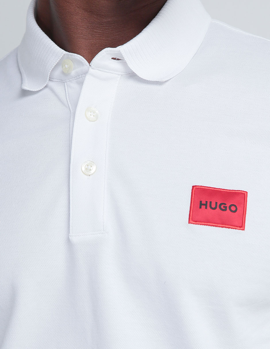 Playera tipo polo HUGO para hombre