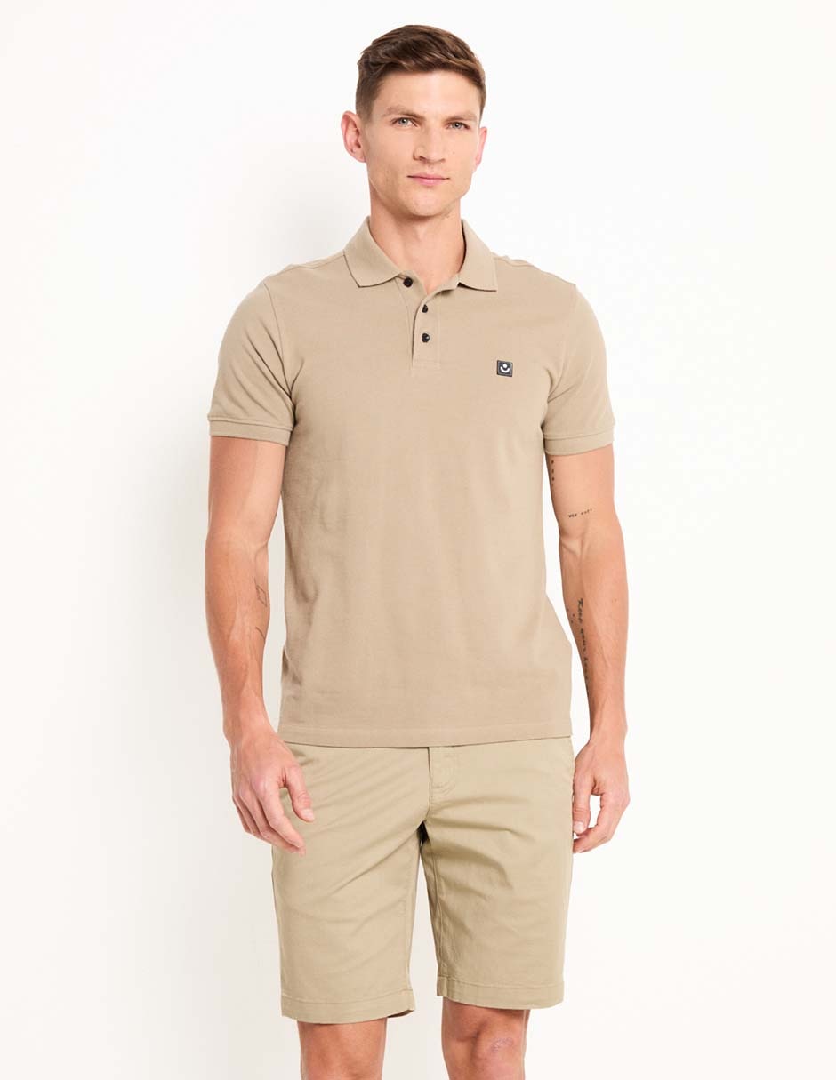 Beige claro