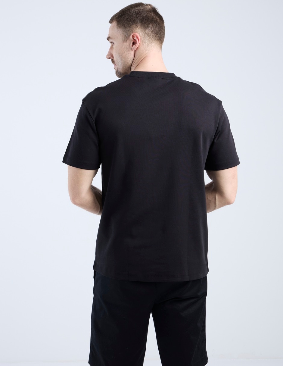 Playera cuello redondo para hombre 4