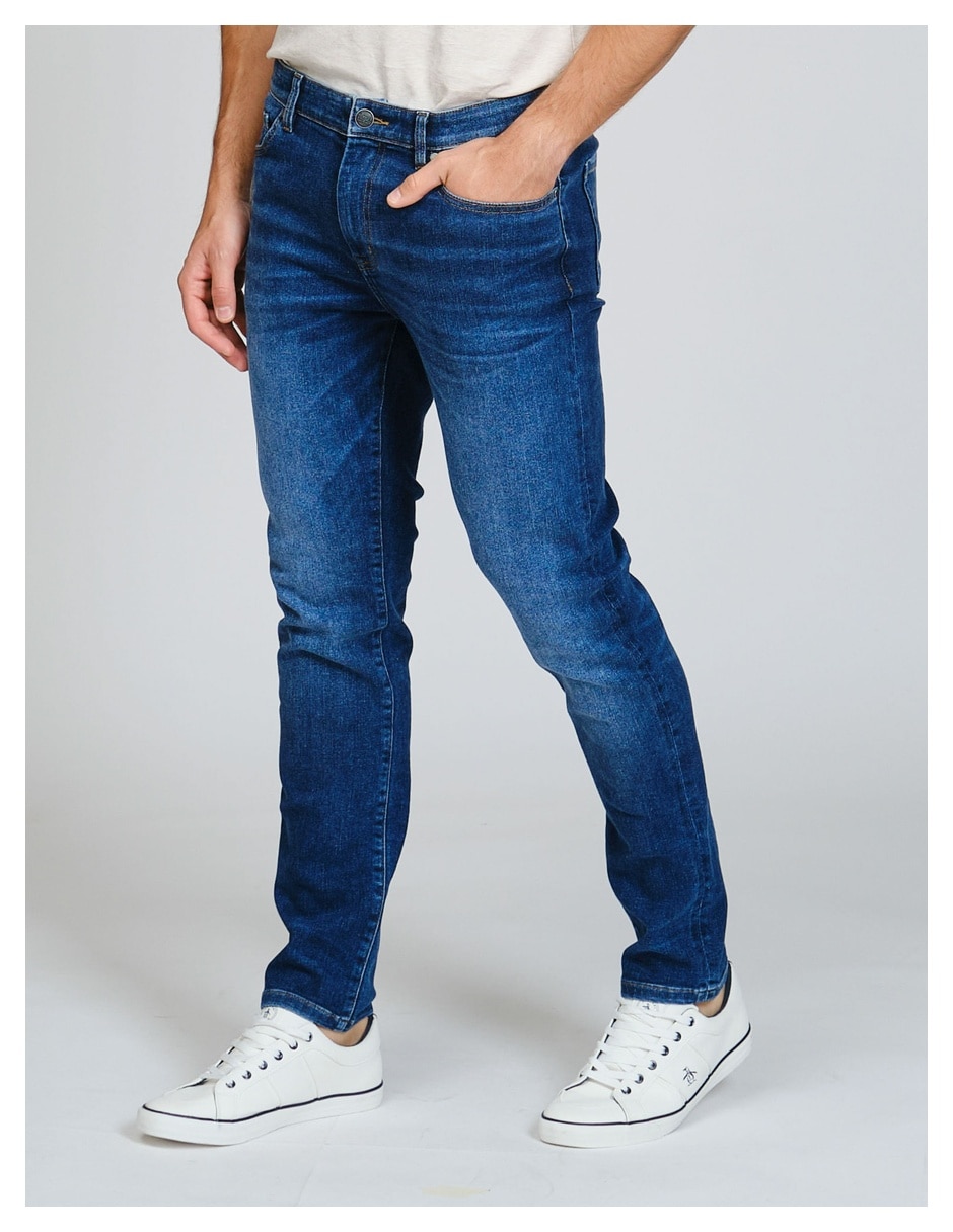 Jeans straight lavado medio para hombre 6