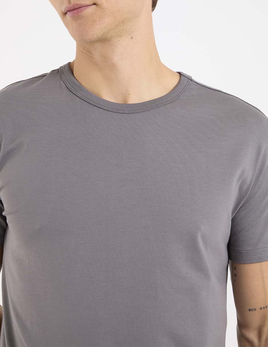 Playera cuello redondo para hombre 4