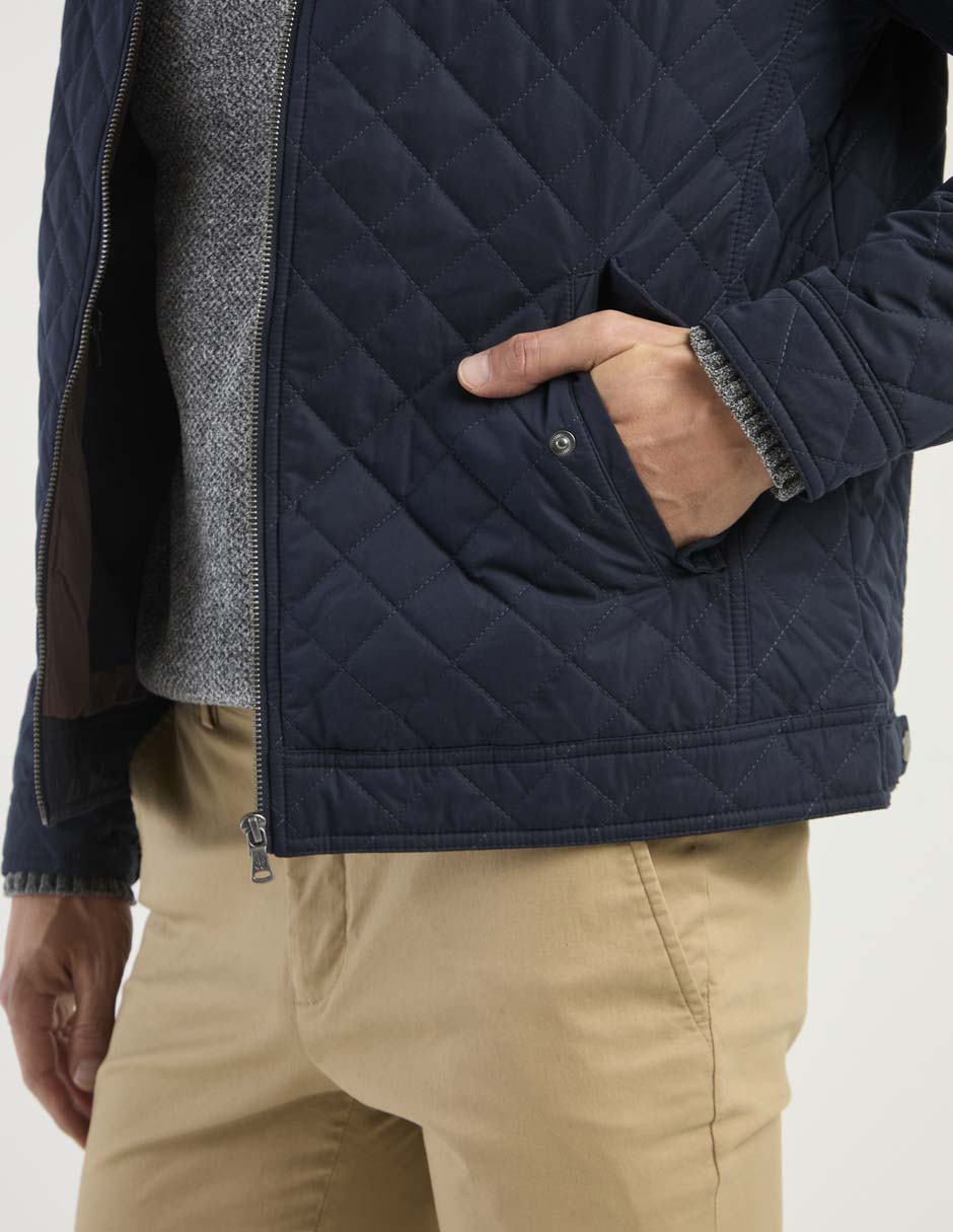 Chamarra capitonada con bolsillos para hombre 5