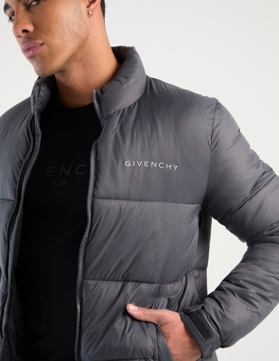 Chamarra acolchada Givenchy con bolsillos para hombre