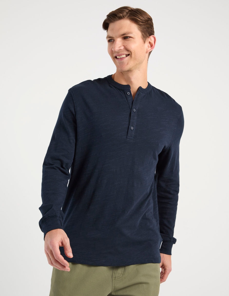 Playera cuello henley para hombre Playera cuello henley para hombre