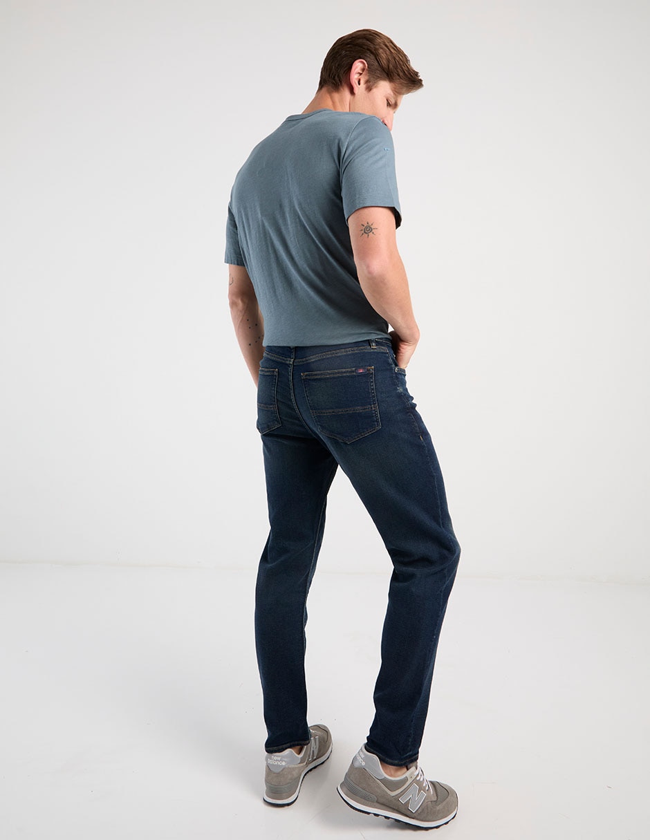 Jeans slim deslavado para hombre 11