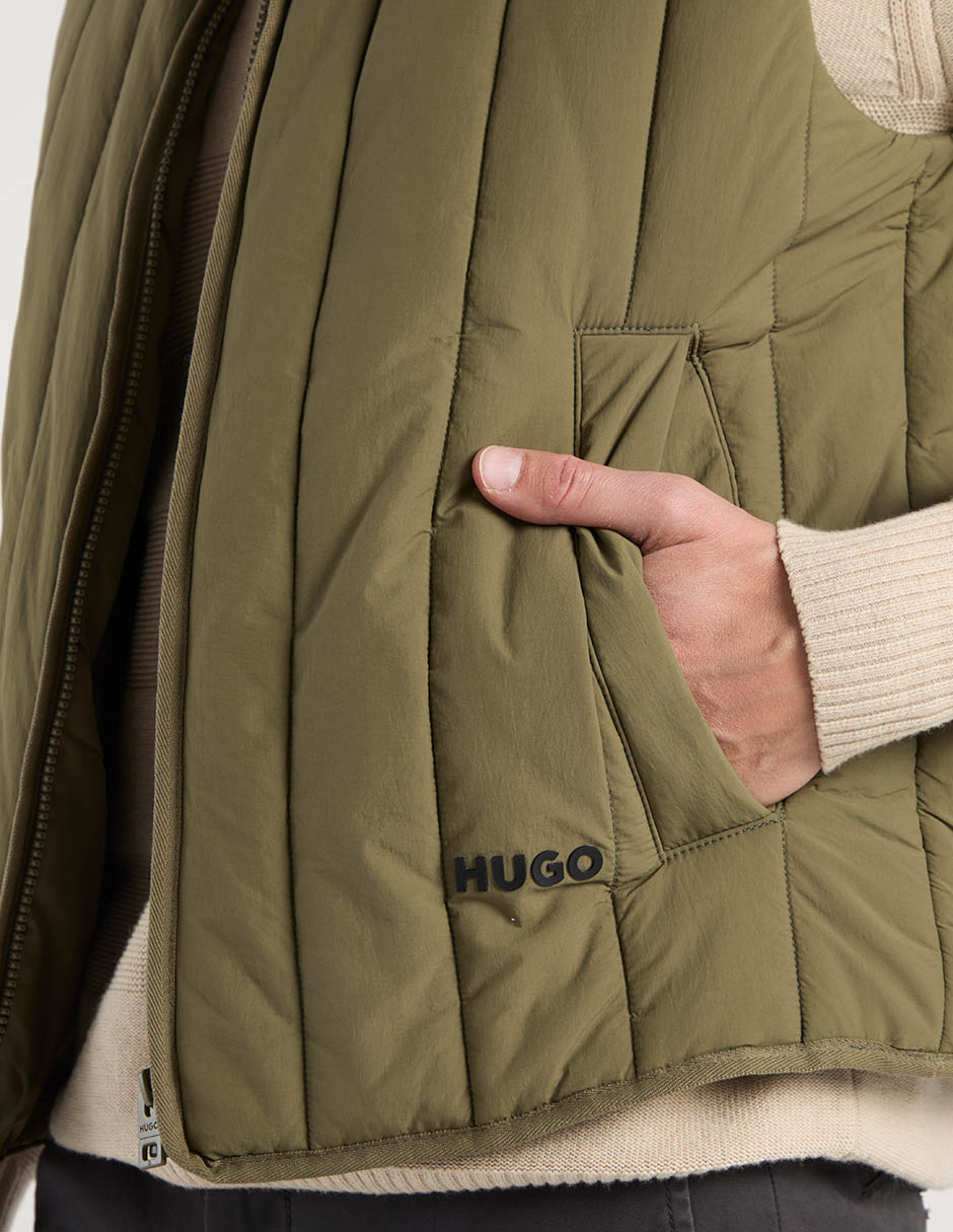 Chaleco con bolisllos para hombre 5