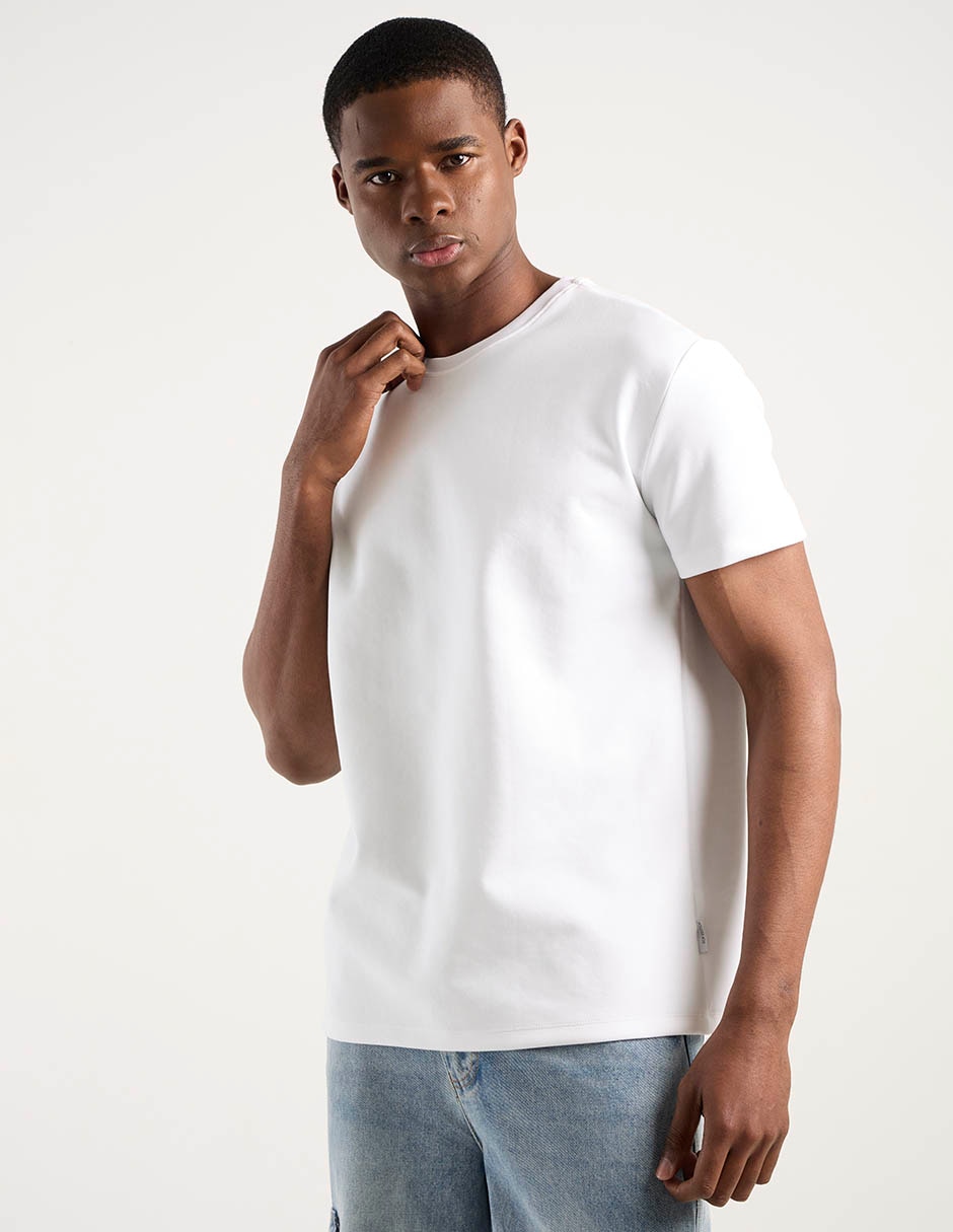 Playera cuello redondo para hombre 3