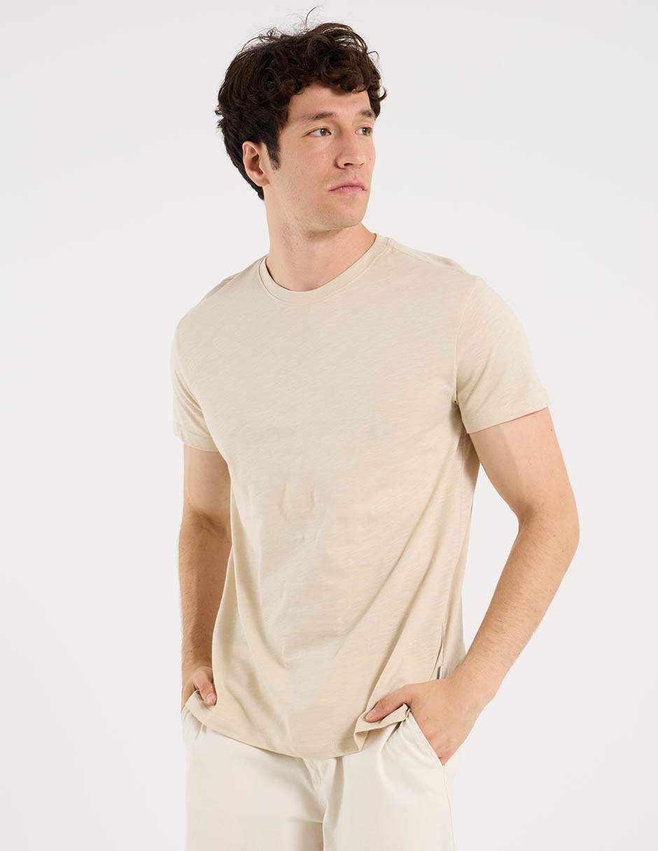 Playera cuello redondo para hombre 1