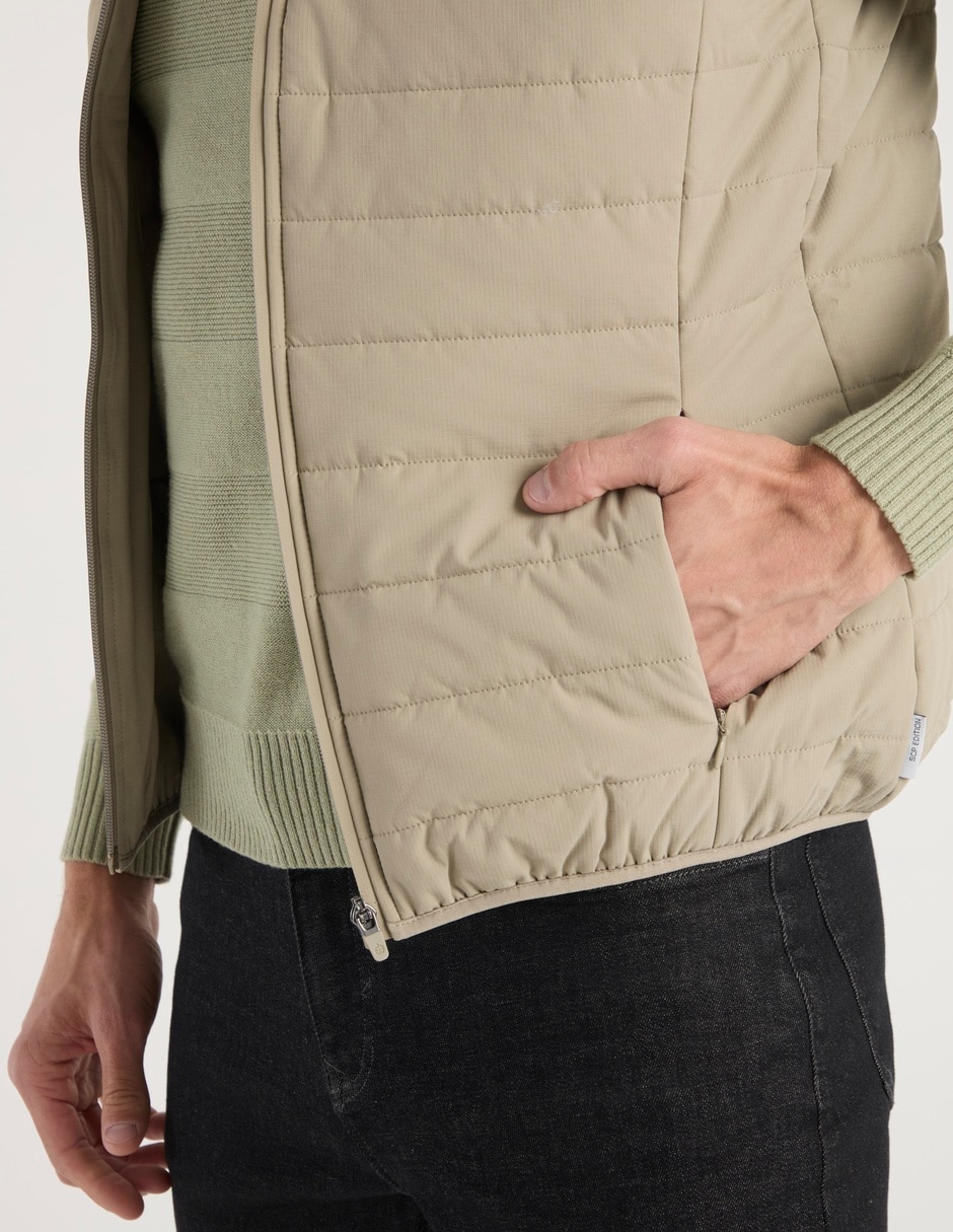 Chaleco con bolsillos para hombre 12