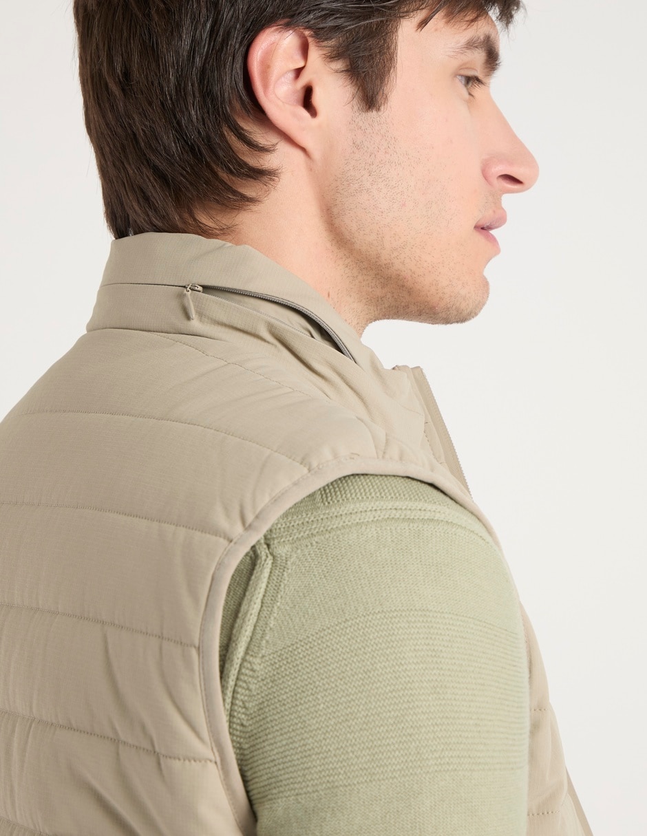 Chaleco con bolsillos para hombre 13