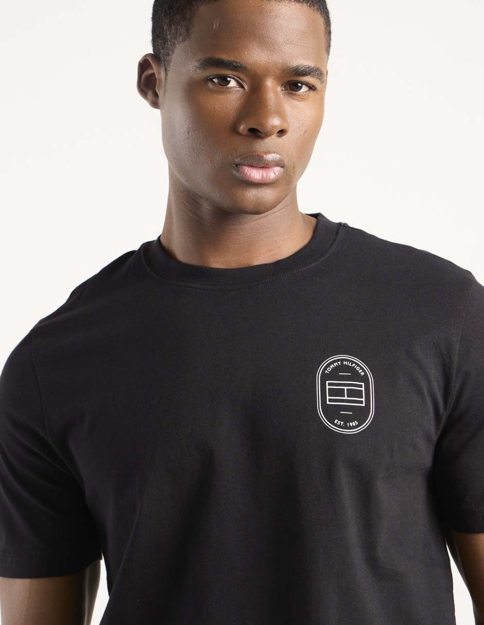 Playera Hilfiger cuello redondo para hombre 9