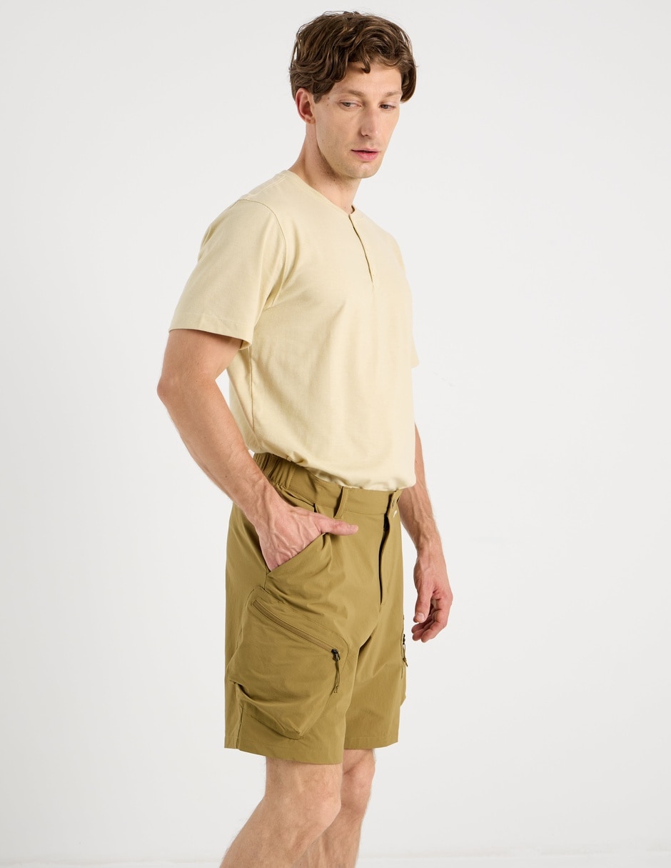 Playera cuello henley para hombre 2