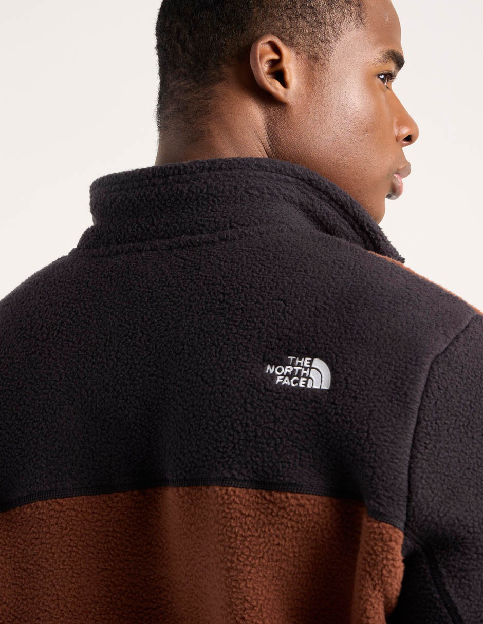 Chamarra casual The North Face Yumiori con bolsillos para hombre