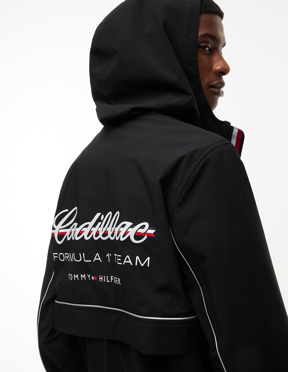 Chamarra casual Cadillac F1 Script con capucha para hombre 6