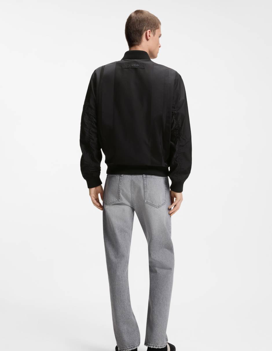 Chamarra bomber con bolsillos para hombre 8