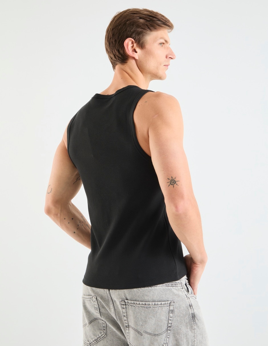 Playera cuello redondo para hombre 6