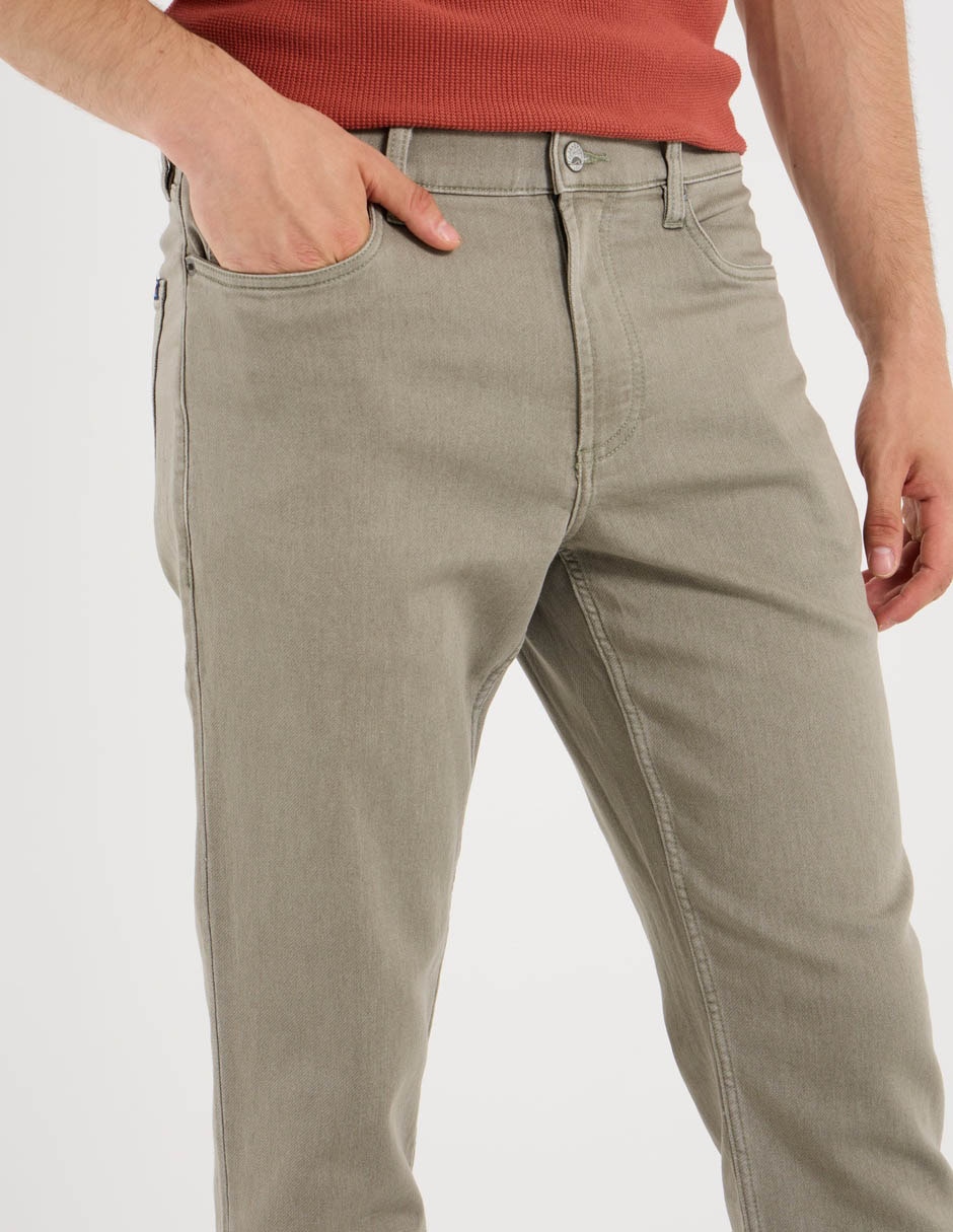 Jeans slim para hombre 4