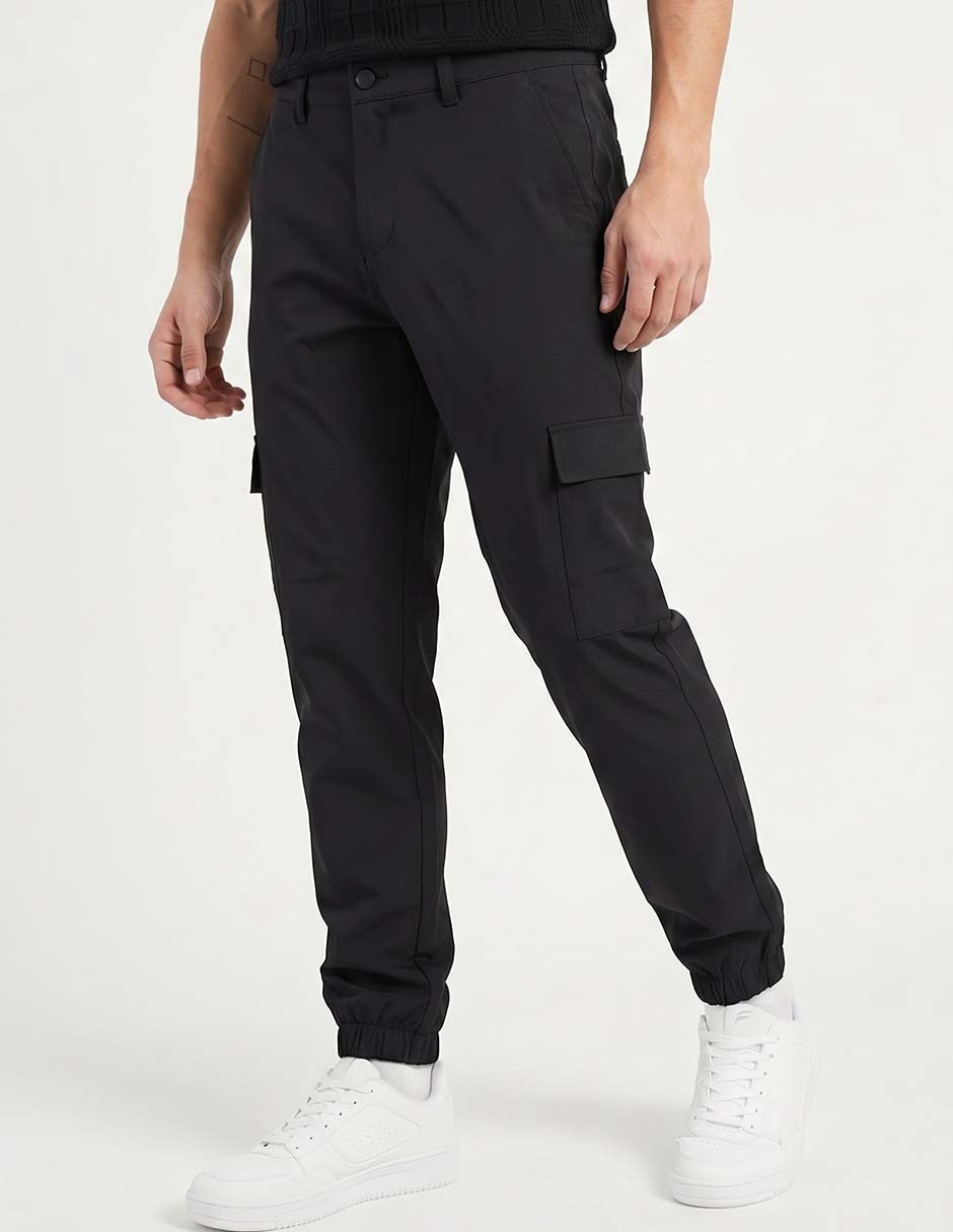 Imagen de producto Jogger slim givenchycon bolsillos para hombre