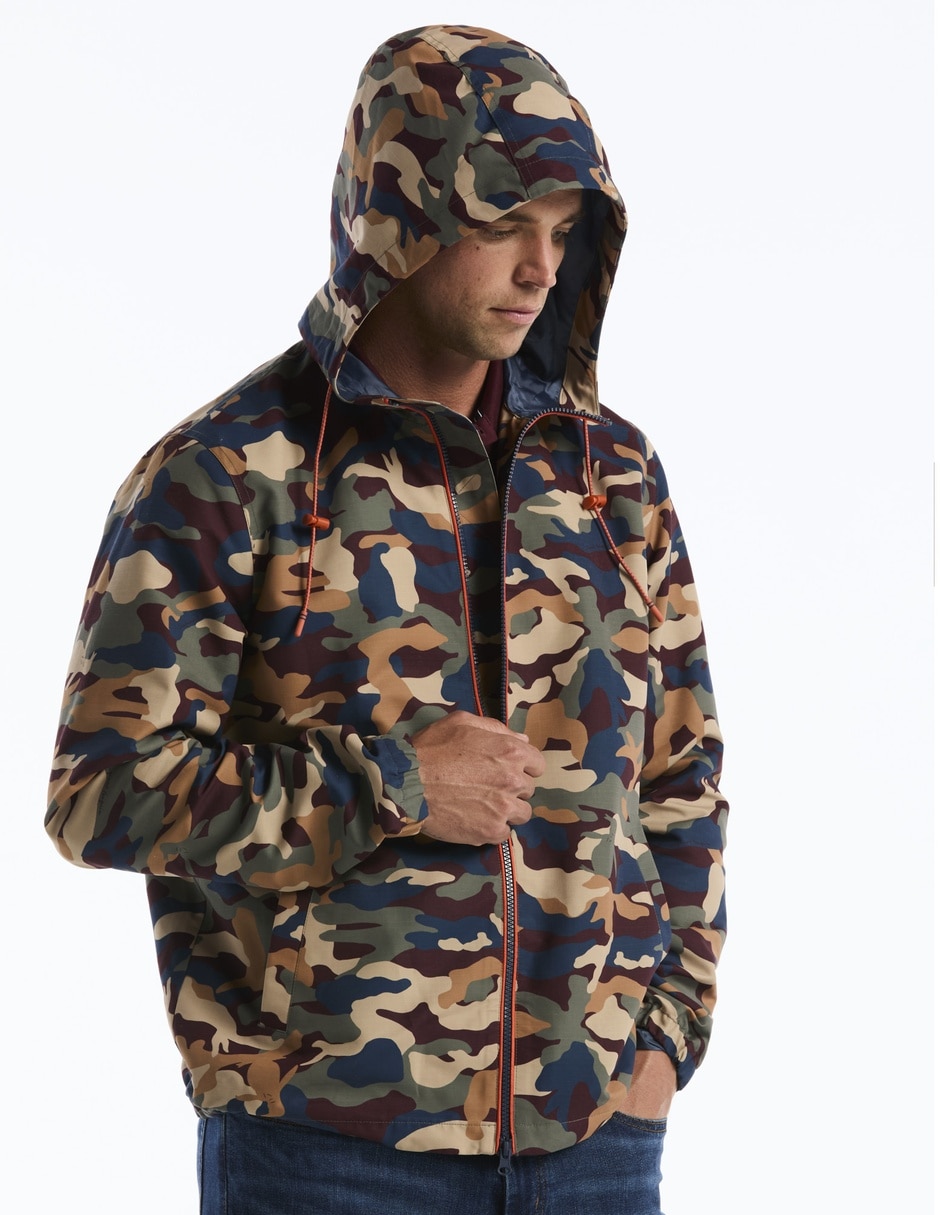 Chamarra capitonada con capucha para hombre 5