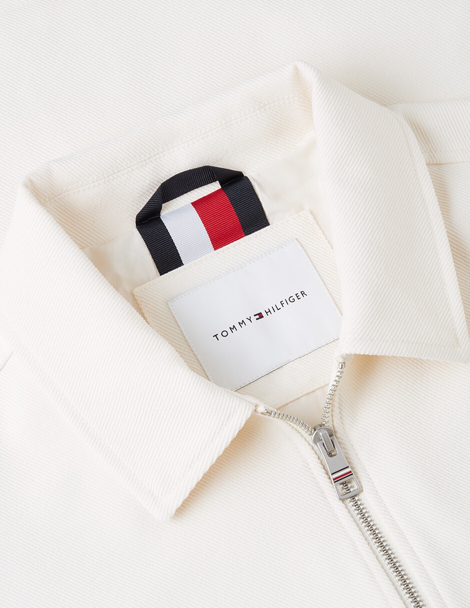 Chamarra casual tommy hilfigersin capucha para hombre