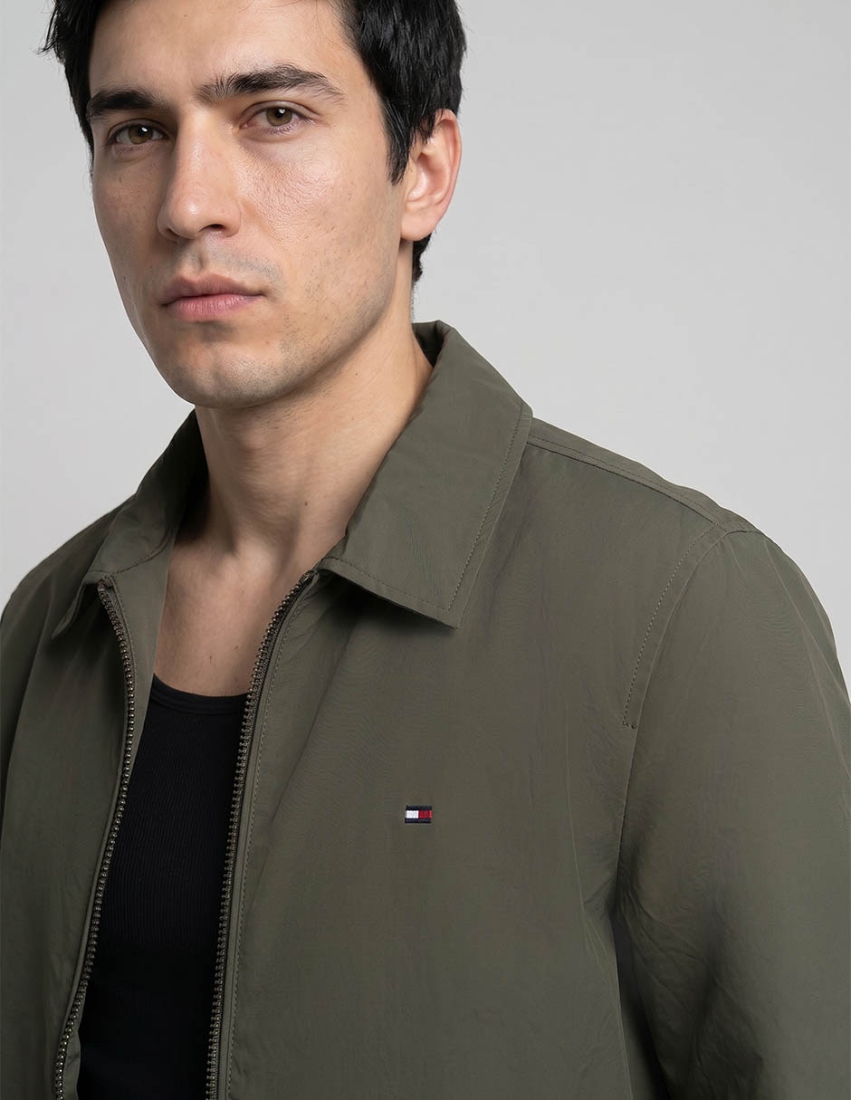 Chamarra tommy hilfiger con bolsillos para hombre