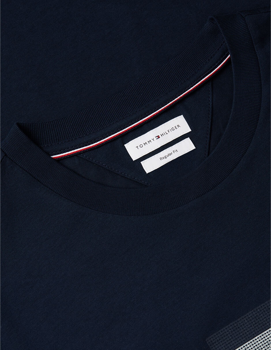 Playera Brand Love cuello redondo para hombre 4