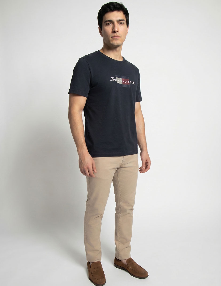 Playera Brand Love cuello redondo para hombre