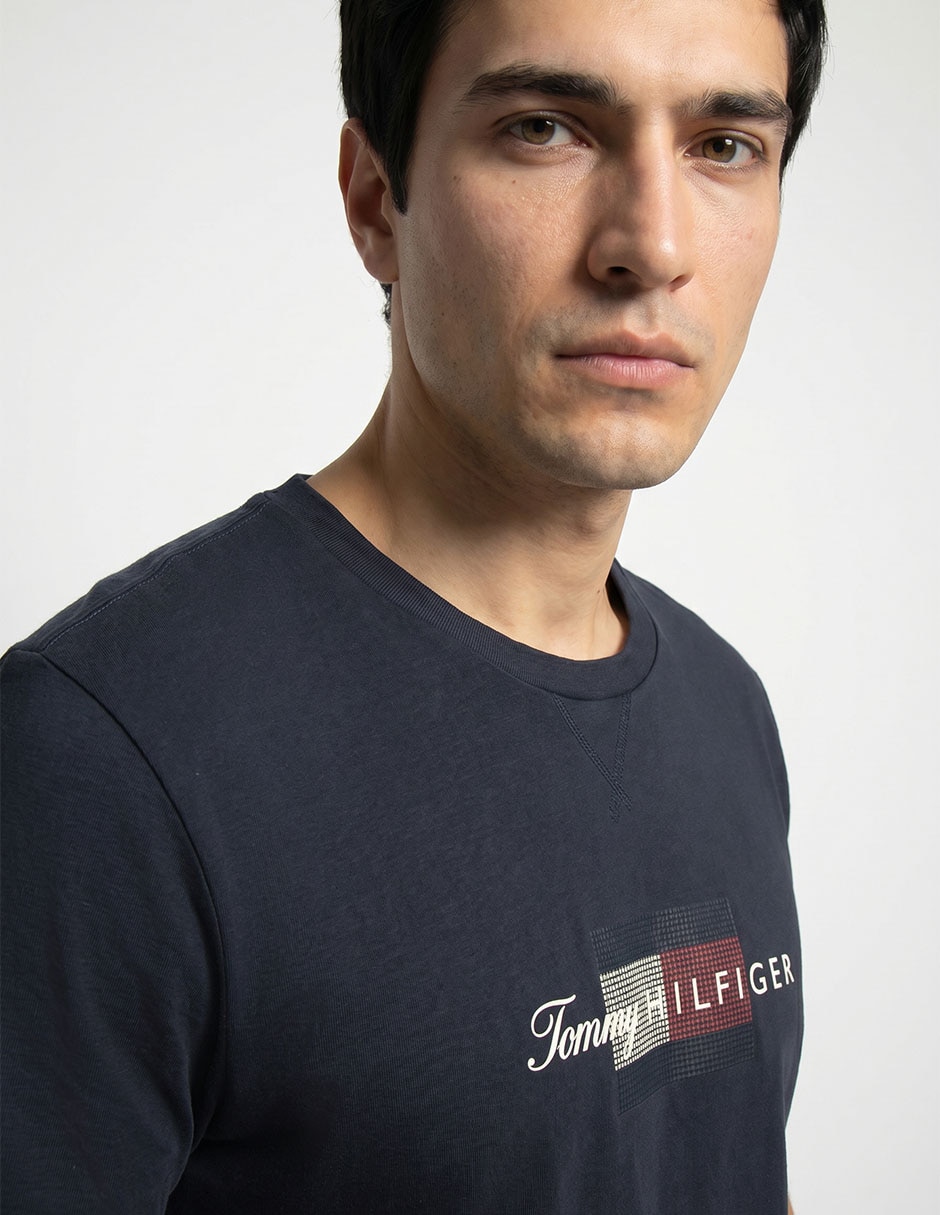 Playera Brand Love cuello redondo para hombre 3