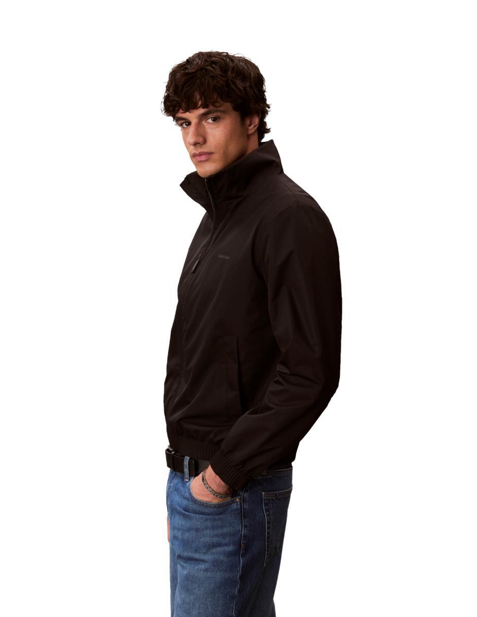 Chamarra rompevientos Tech Ow impermeable con bolsillos para hombre 4