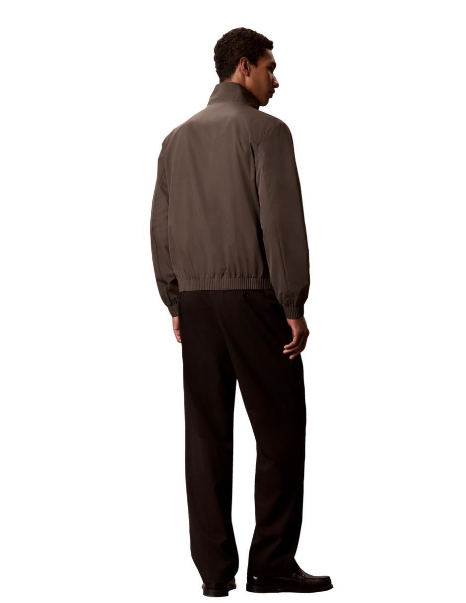 Chamarra rompevientos Calvin Klein con bolsillos para hombre