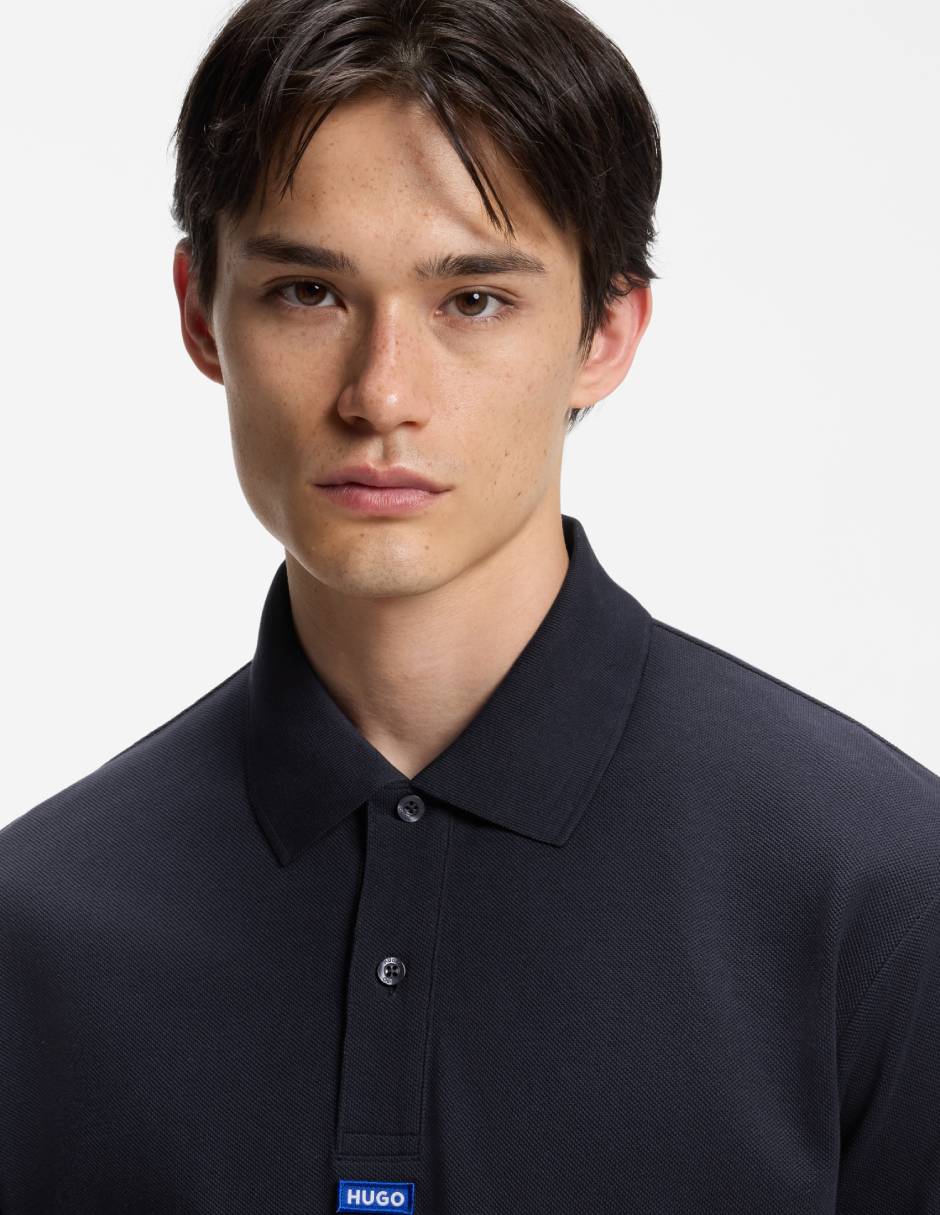 Playera Hugo cuello v para hombre 2
