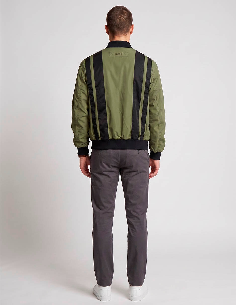Chamarra bomber con bolsillos para hombre 2