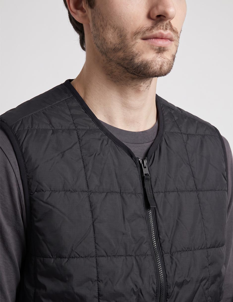Chaleco con bolsillos para hombre 3