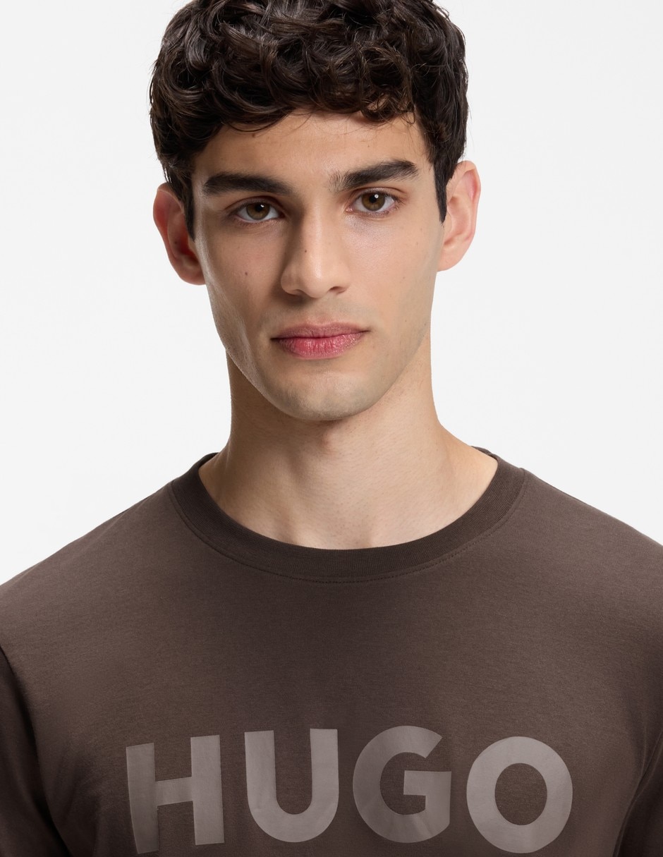Playera cuello redondo para hombre 5