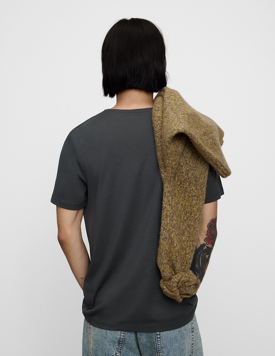 Playera cuello redondo para hombre 3