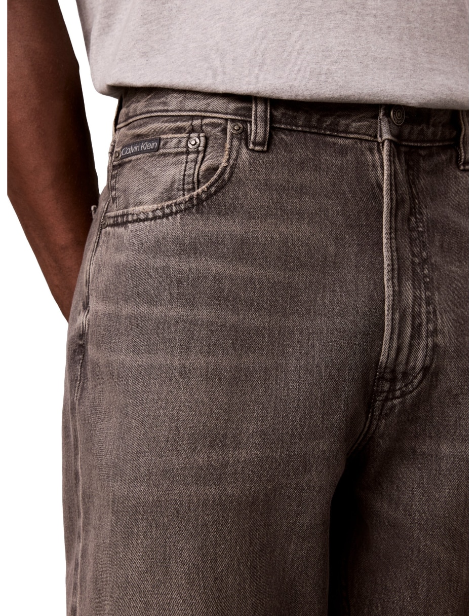 Jeans taper deslavado para hombre 4