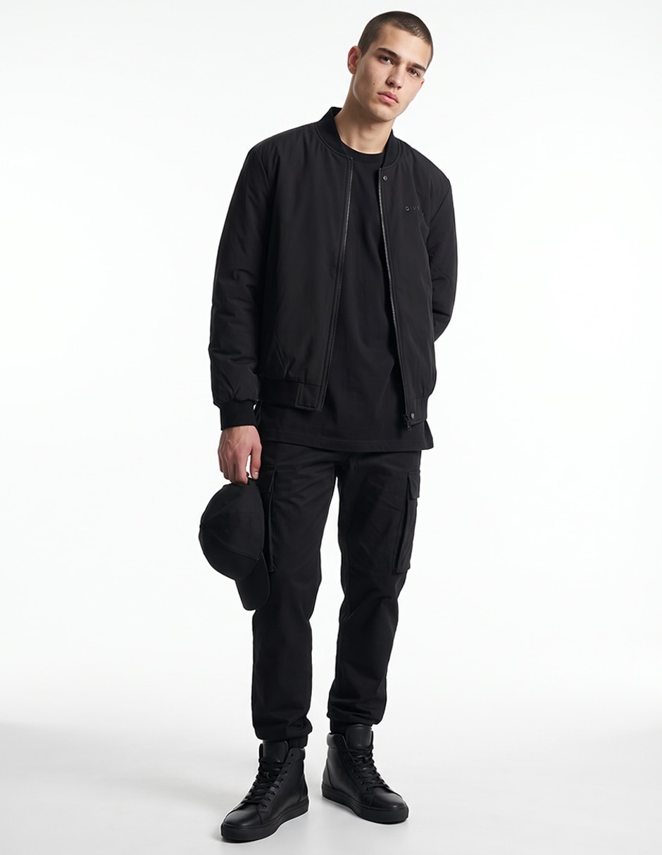 Chamarra bomber con bolsillos para hombre