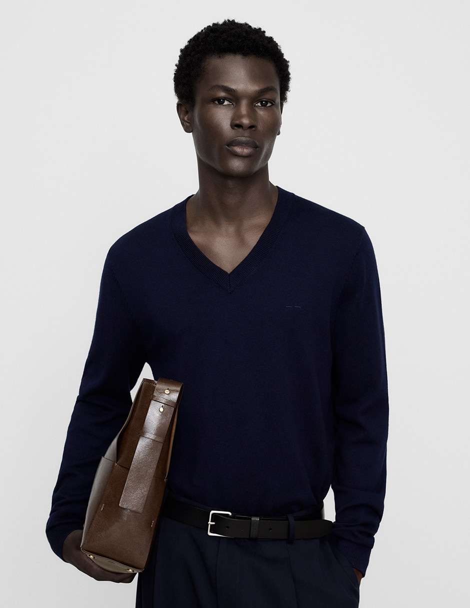 Suéter cuello v para hombre
