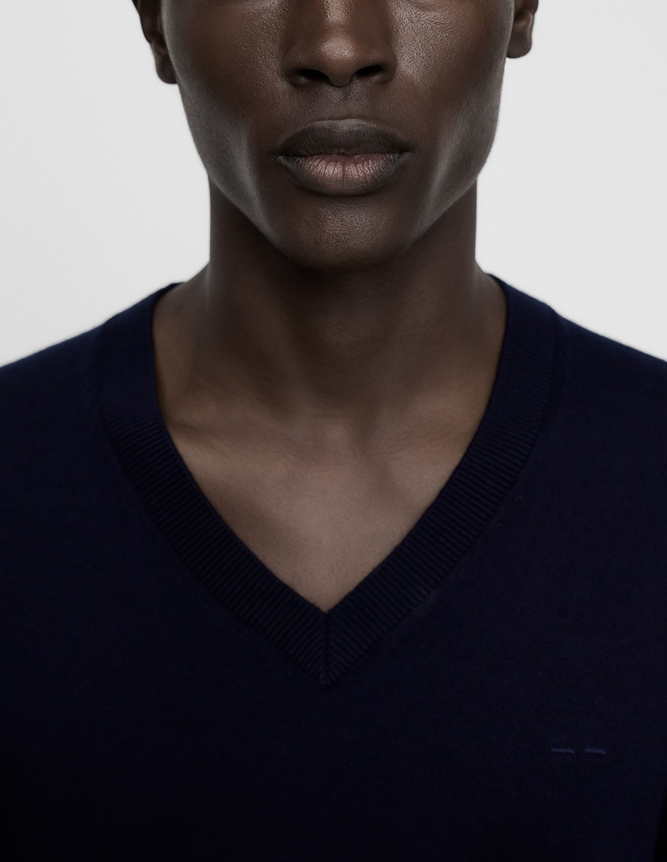 Suéter cuello v para hombre 6
