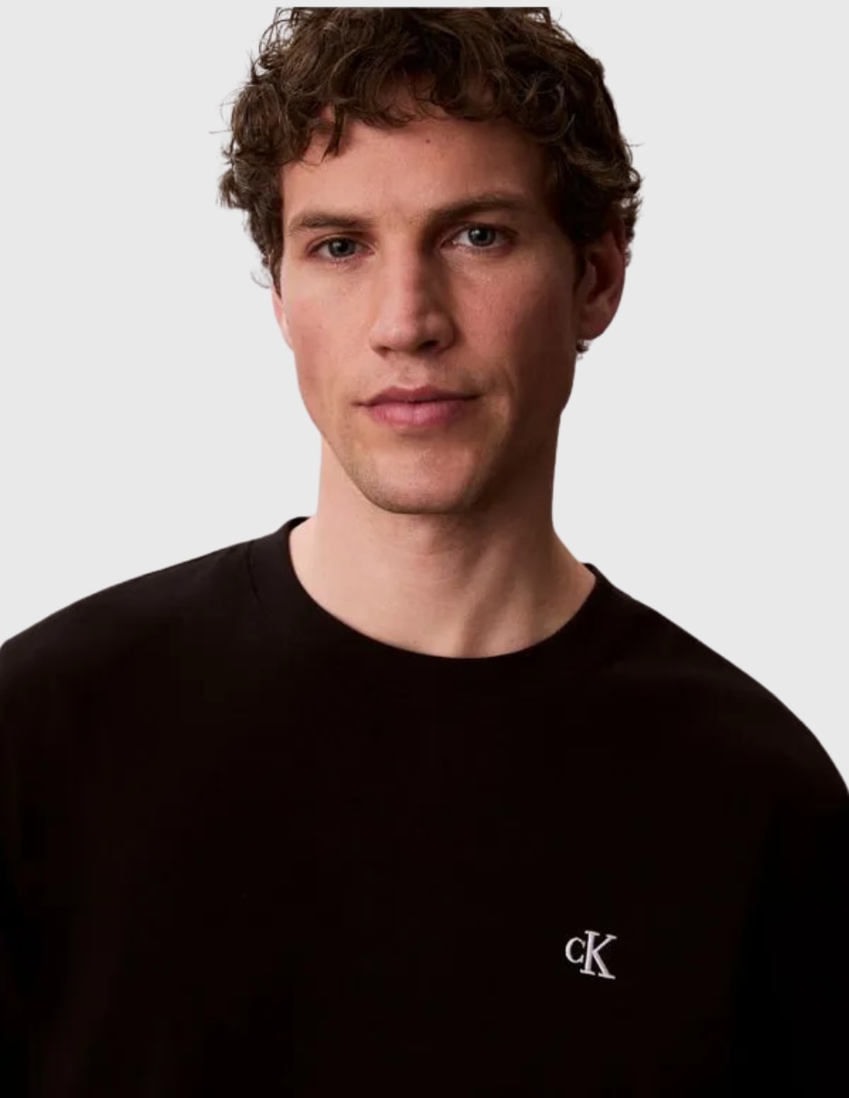Playera cuello redondo para hombre 2